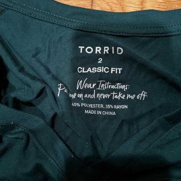 Long sleeve t shirt from torrid. Super soft - Picture 2 of 2